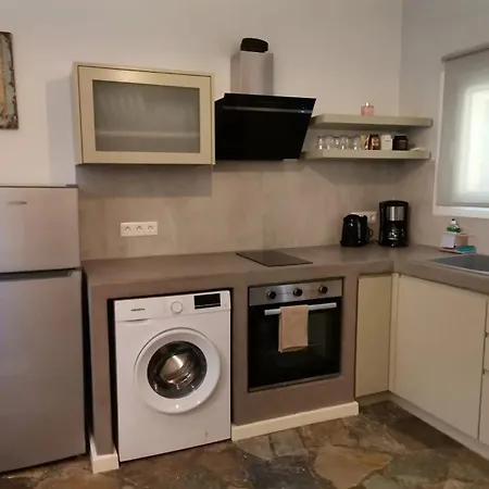 Lejlighed Ariston House