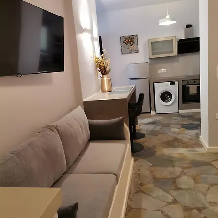 Ariston House Apartment