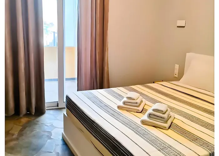 Ariston House Apartment *