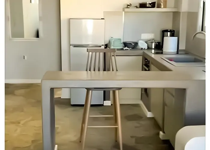 Ariston House * 波多河丽