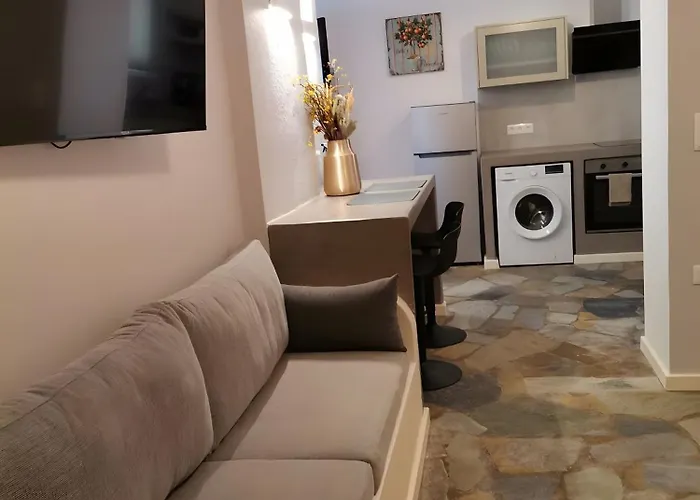 Ariston House Apartment