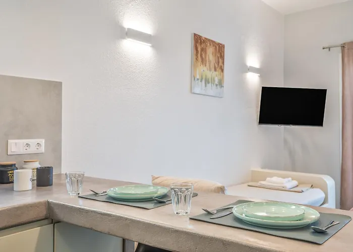 Ariston House * 포르토헬리